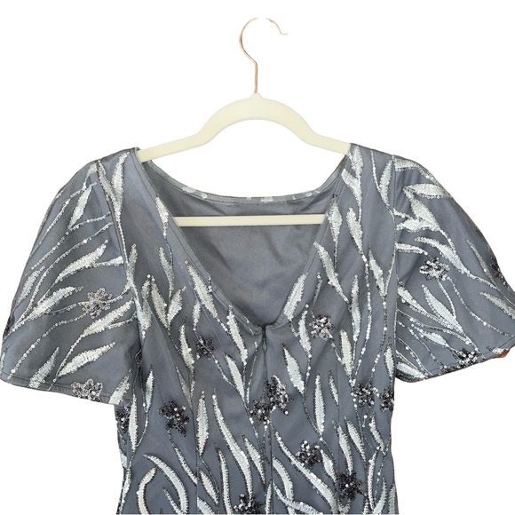 New JS Collections Lyra Sequin Embroidered Silver Flutter Sleeve Midi Dress 0 - Picture 6 of 15